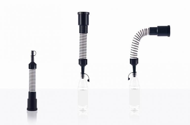 Urinate In  Tube Extendable Water Bottle Hose